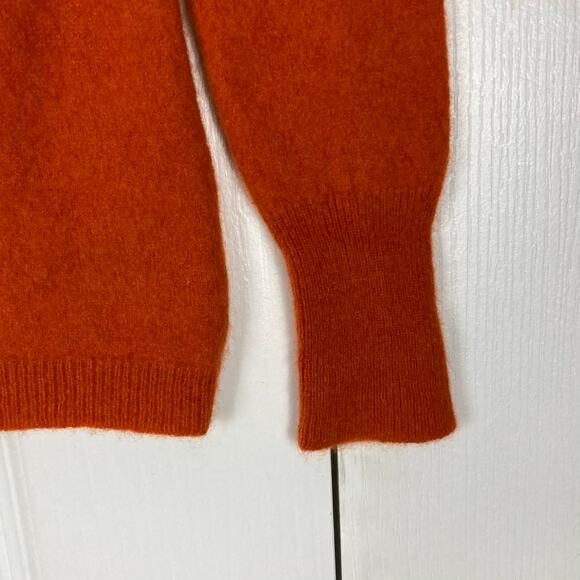 NWOT OLD NAVY Sweater L Cashmere Orange Red Round-Neck Ribbed-Edges Long-Sleeve - Picture 5 of 8